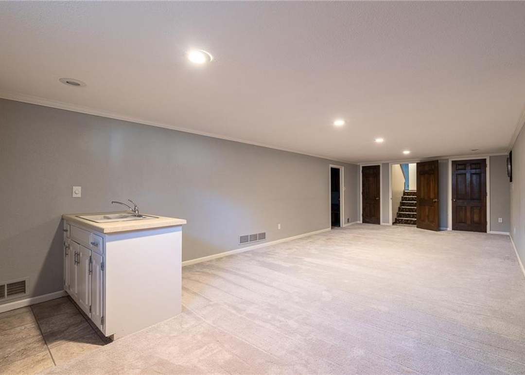 8830 Cedar Drive — photo 33