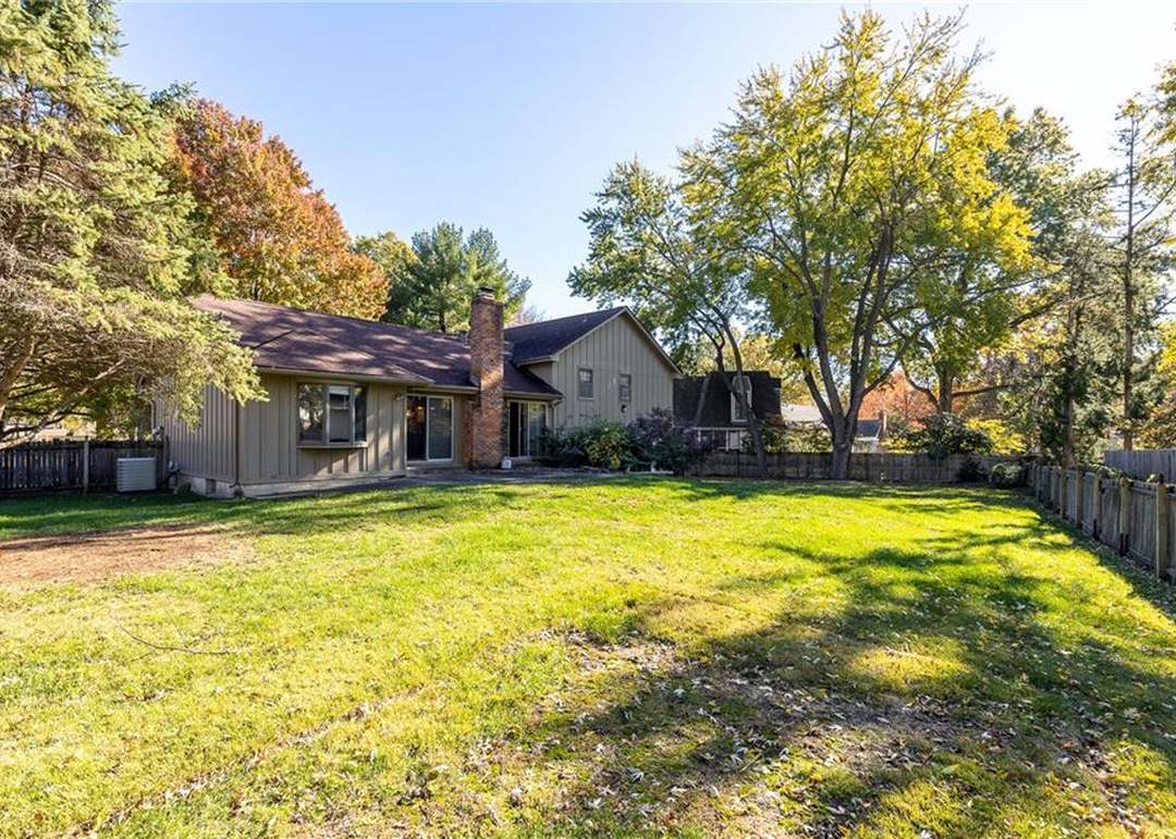 8830 Cedar Drive — photo 36