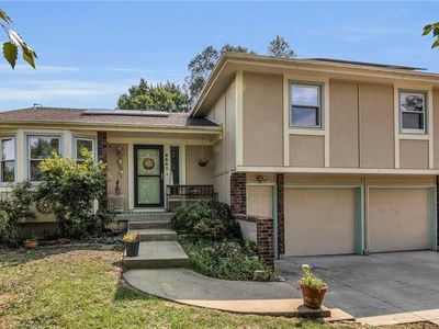 8841 Lane Avenue — photo 1
