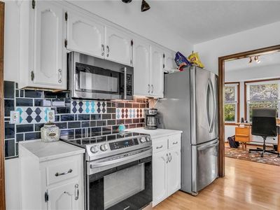 8841 Lane Avenue — photo 11