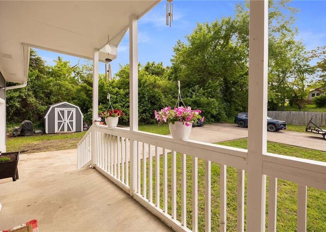 900 Oak Crest Drive — photo 6
