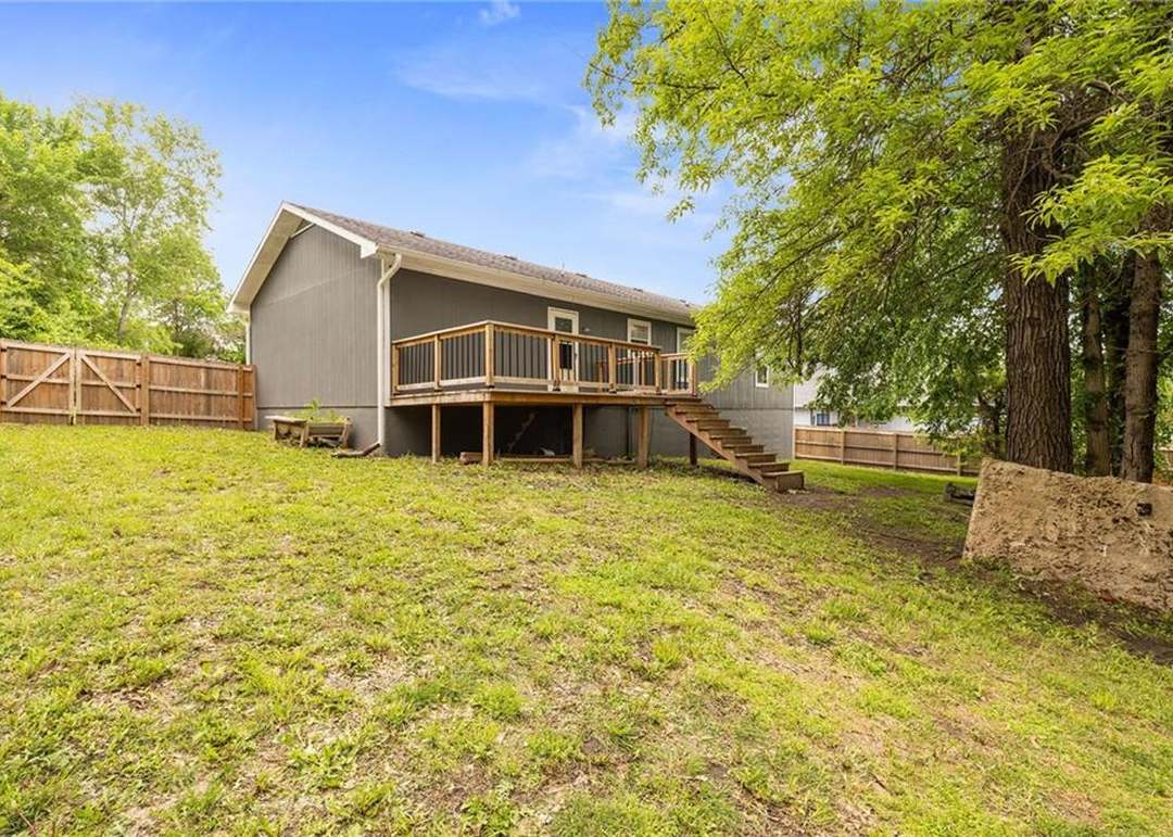 900 Oak Crest Drive — photo 37