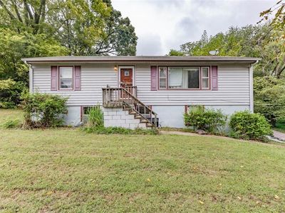 9000 Leeds Road, Kansas City, MO