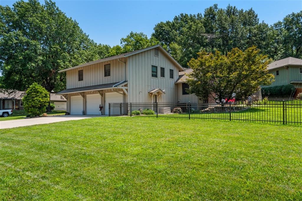 902 Bird Street — photo 30