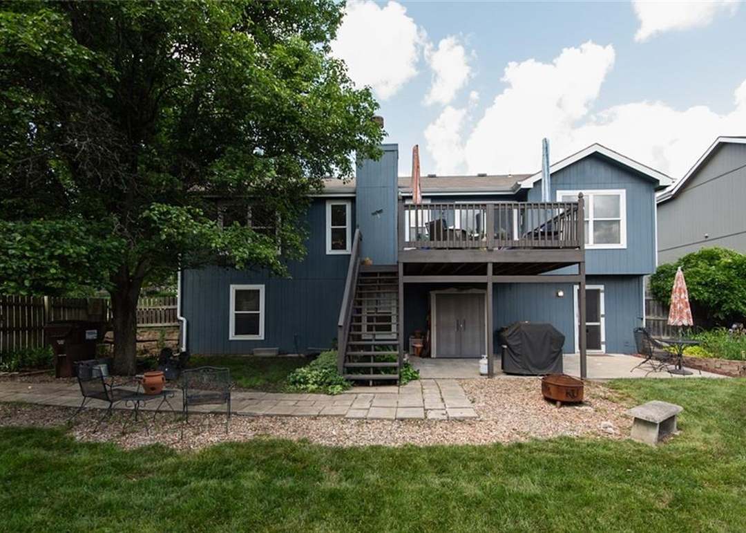 902 N Riverside Court — photo 25