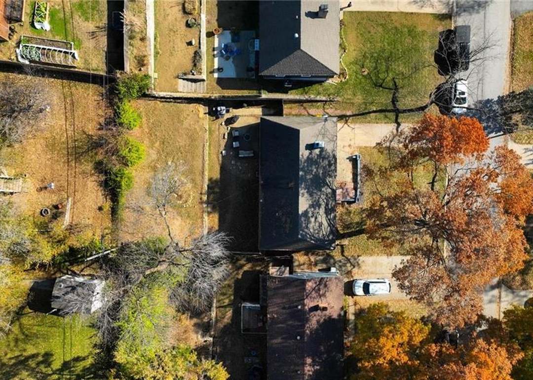 9031 Holly Street — photo 25