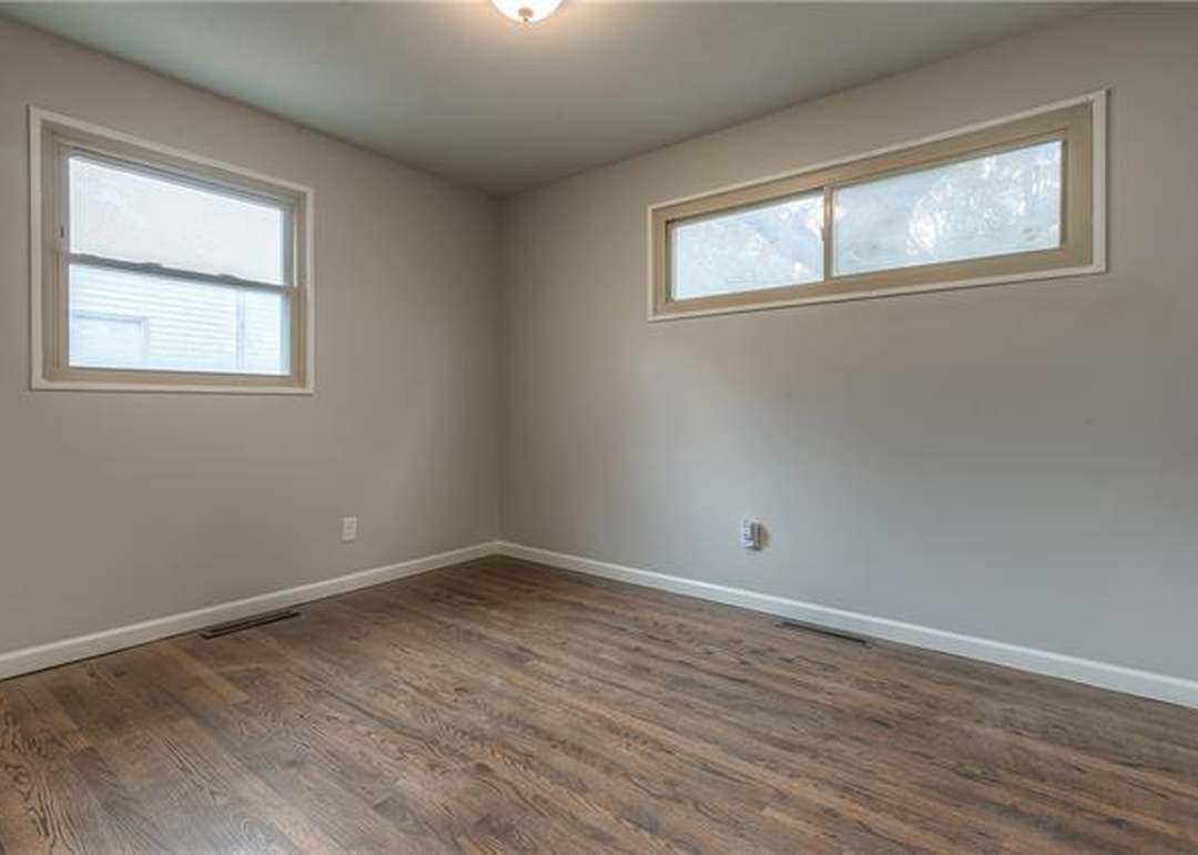 9042 Gillette Street — photo 6