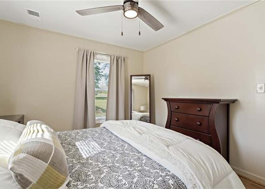 907 S Edgemere Drive — photo 4
