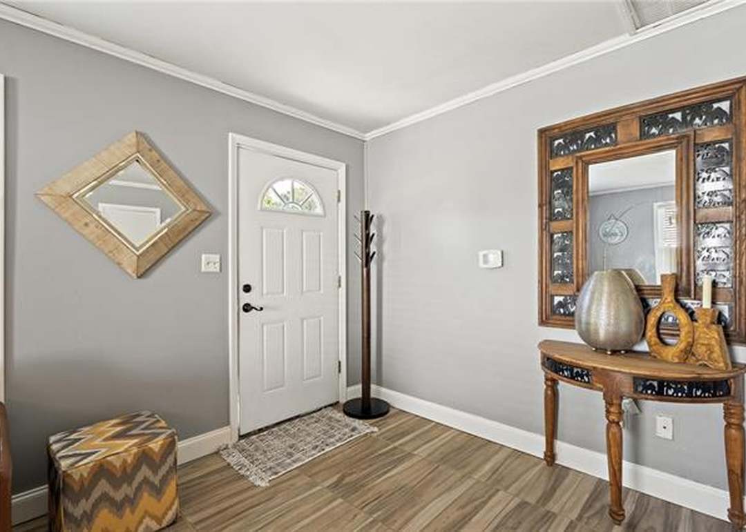 907 S Edgemere Drive — photo 12
