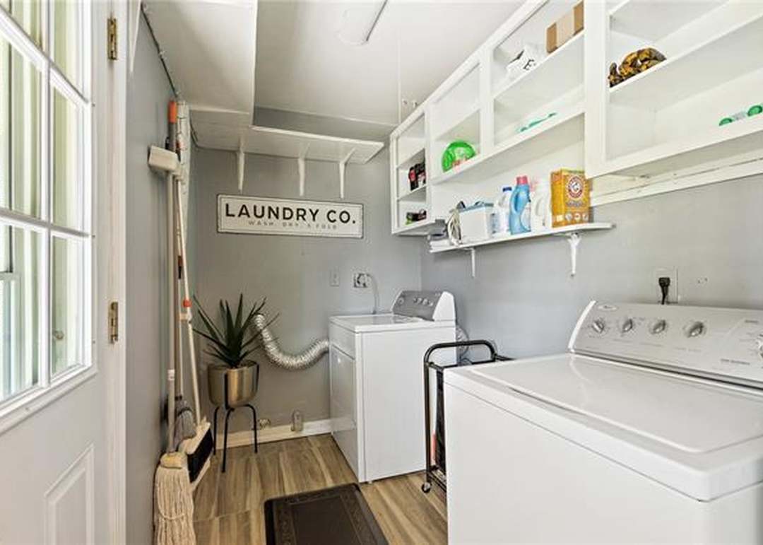 907 S Edgemere Drive — photo 23