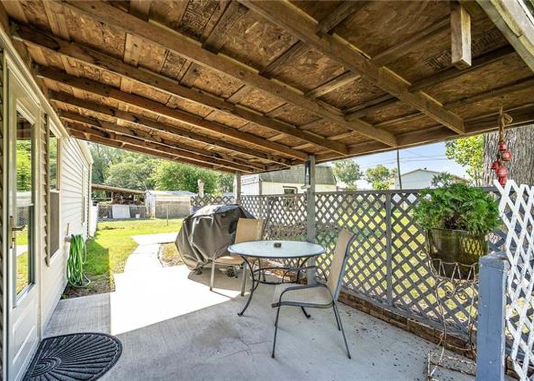 907 S Edgemere Drive — photo 24