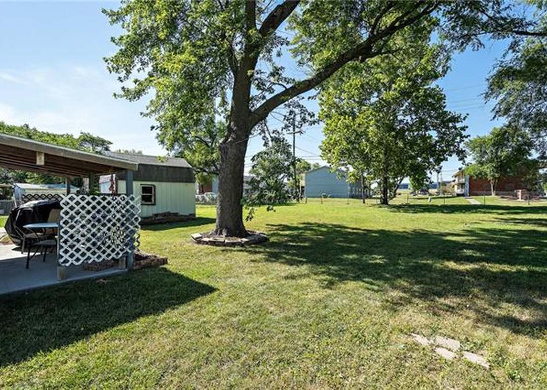 907 S Edgemere Drive — photo 28