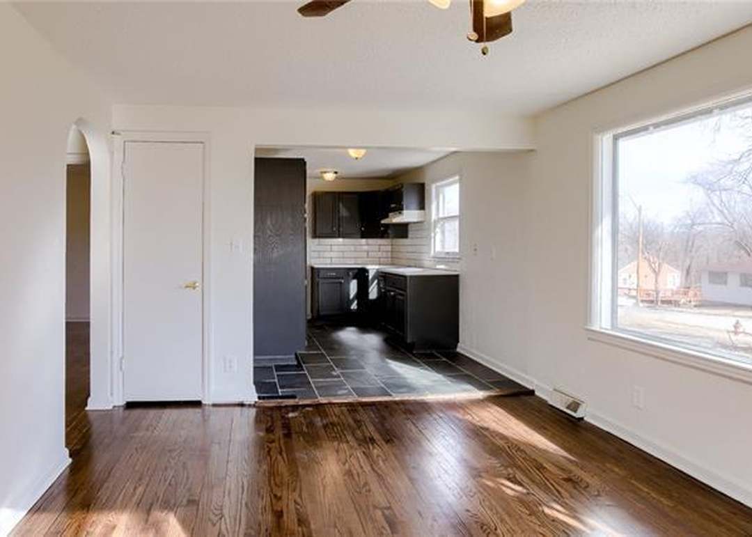9120 Charlotte Street — photo 9