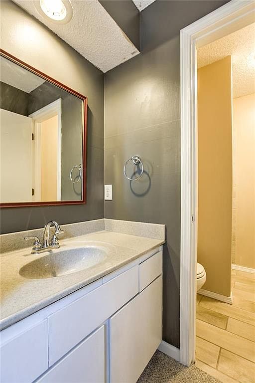 9121 Alden Street — photo 14