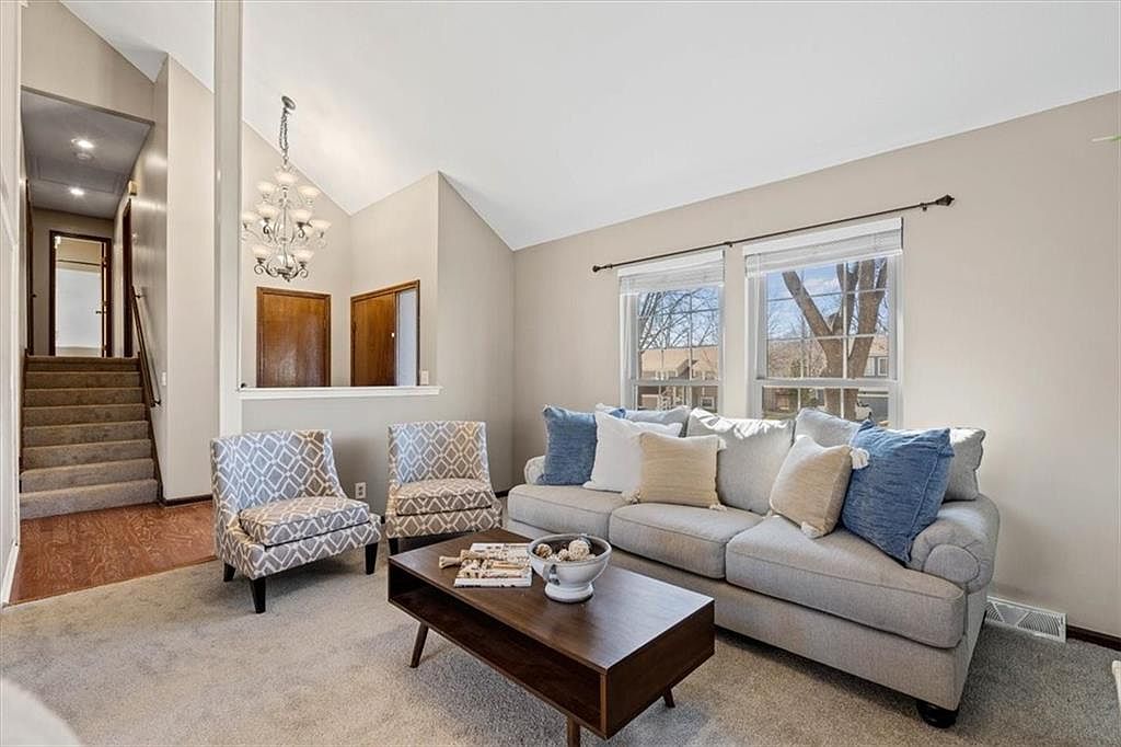 9121 Constance Street — photo 2