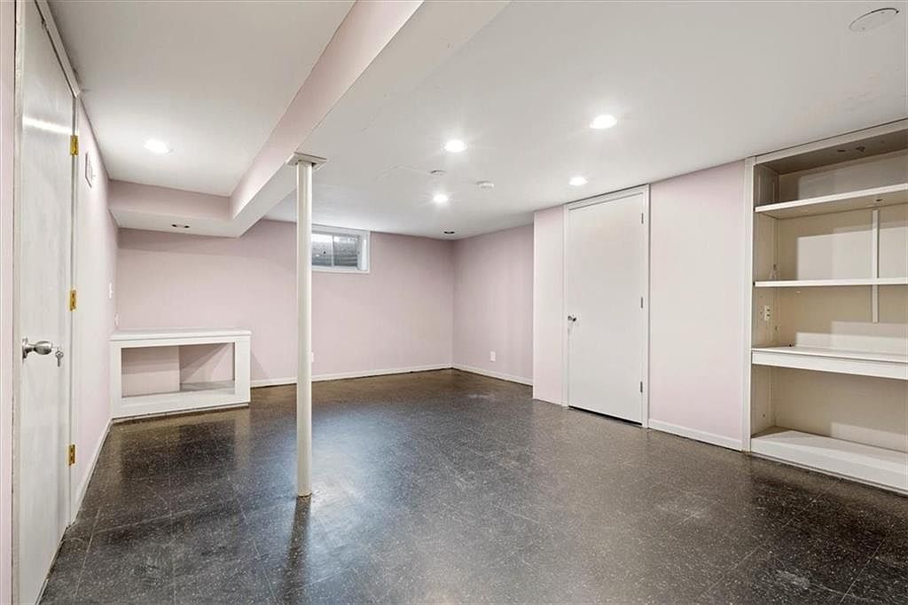 9121 Constance Street — photo 23