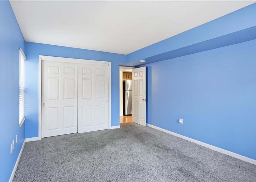 915 Washington Street — photo 18