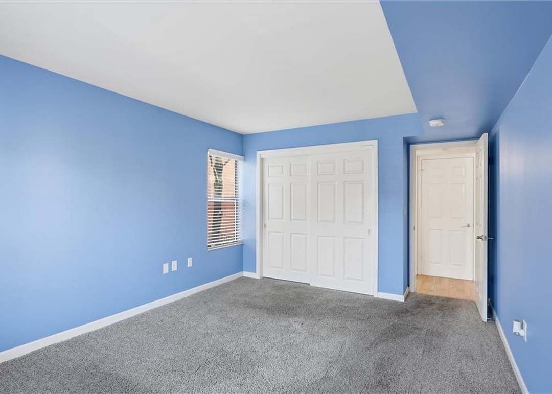 915 Washington Street — photo 19