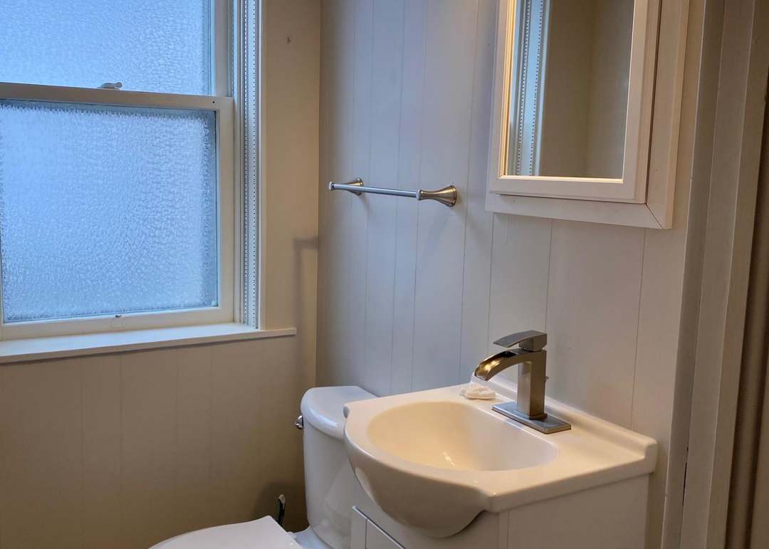 915 Washington Street — photo 4