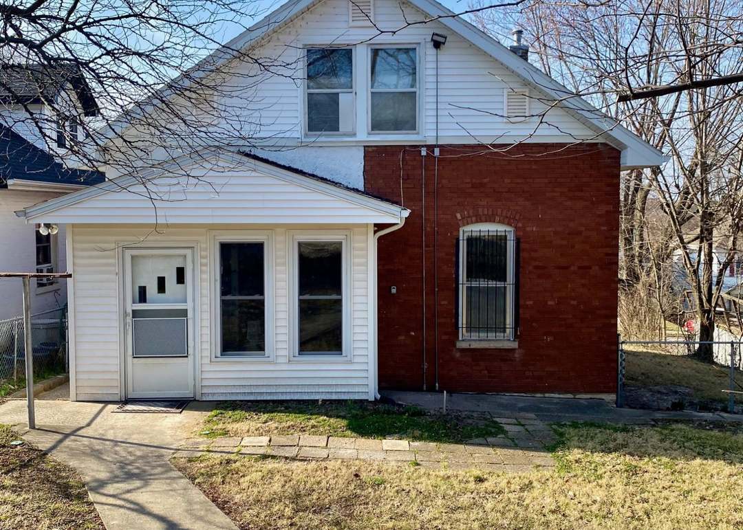 915 Washington Street — photo 9