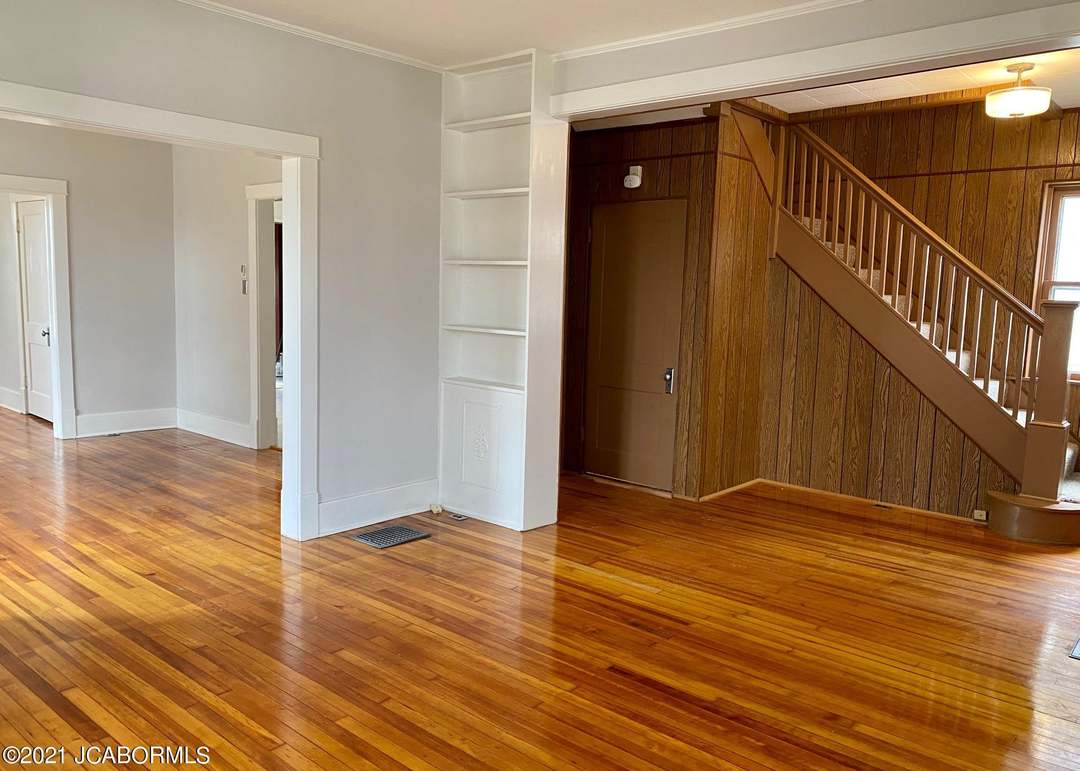 915 Washington Street — photo 12
