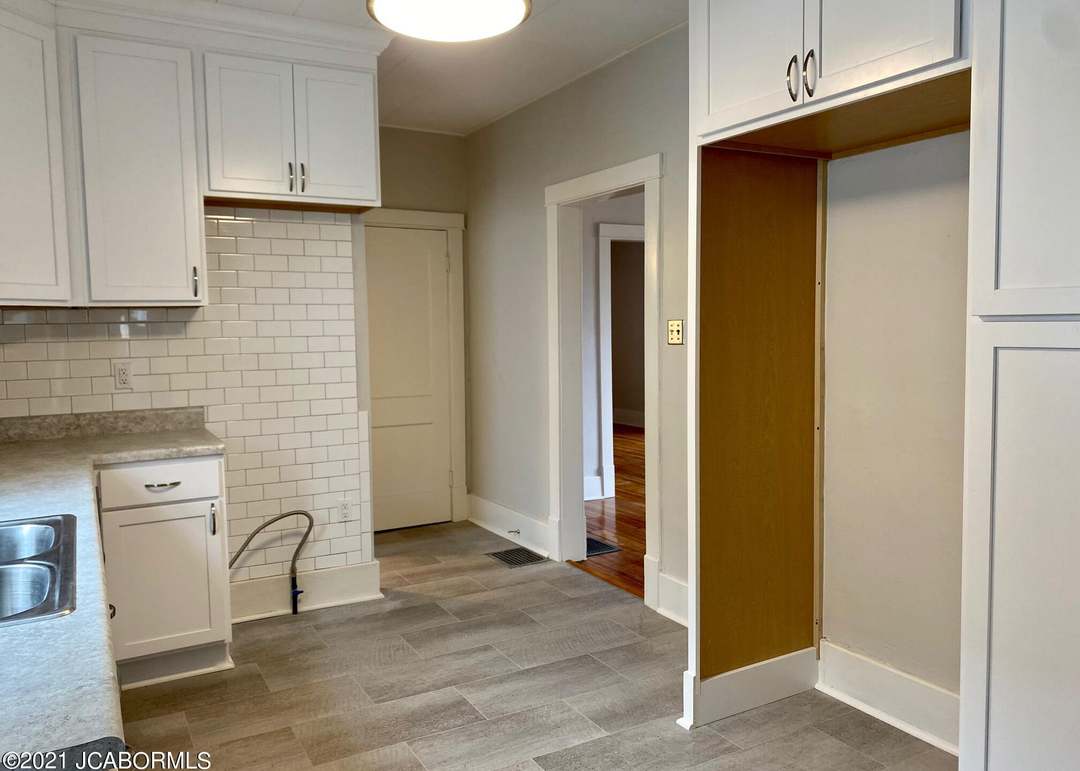 915 Washington Street — photo 19