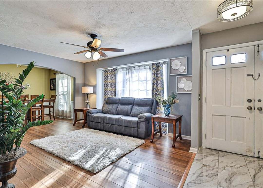 9202 W 82nd Terrace — photo 12