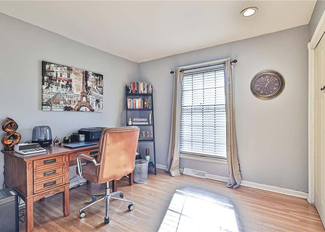 9202 W 82nd Terrace — photo 30