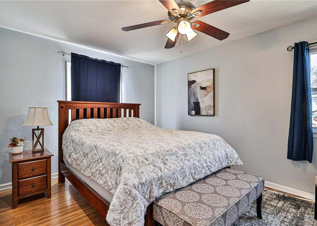 9202 W 82nd Terrace — photo 32