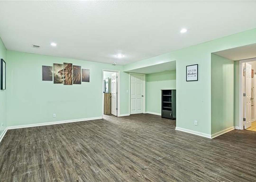 9203 Grand Avenue — photo 31