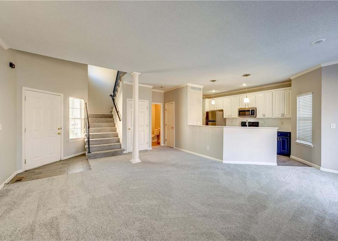 9206 Boehm Drive — photo 2