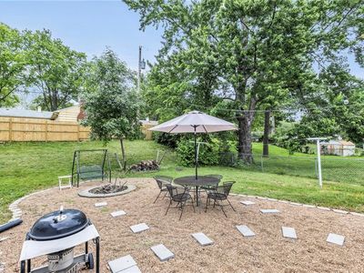 9206 Vaughn Avenue — photo 9