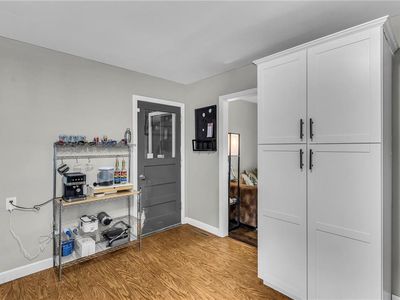 9206 Vaughn Avenue — photo 10