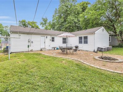 9206 Vaughn Avenue — photo 26
