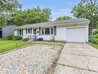 9206 Vaughn Avenue — photo 30