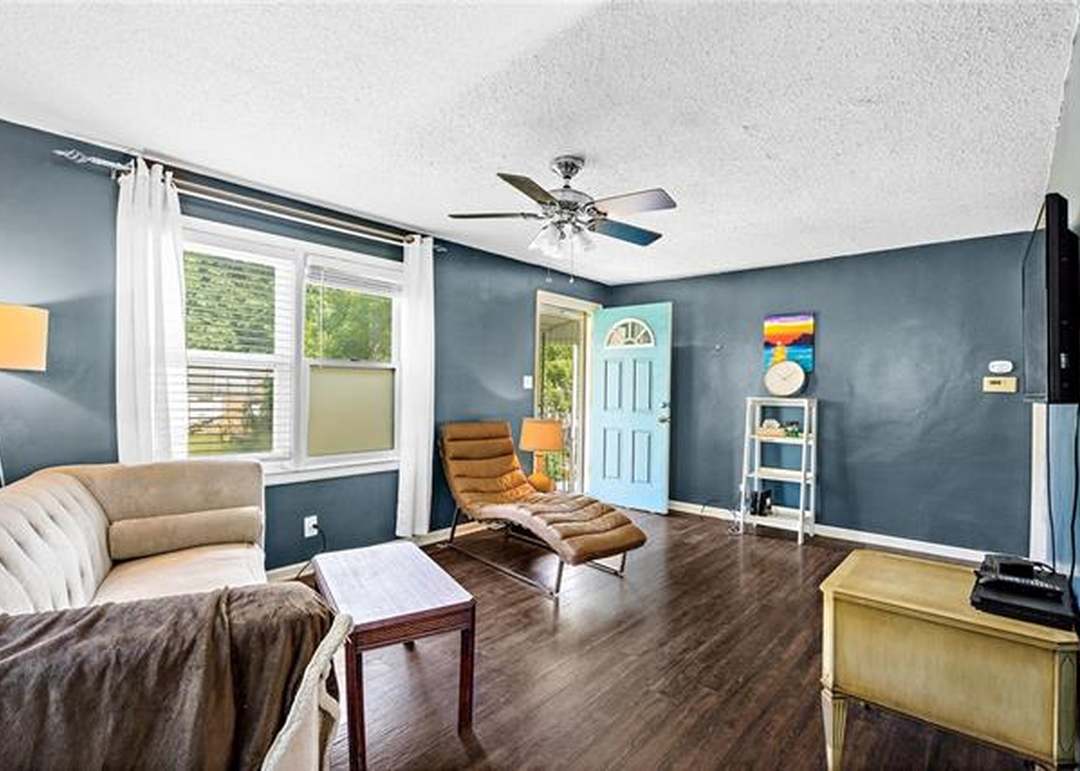 923 N 61st Terrace — photo 9