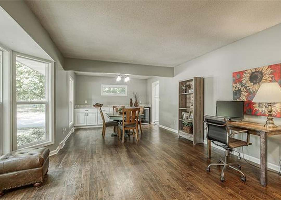 9301 Lowell Avenue — photo 16