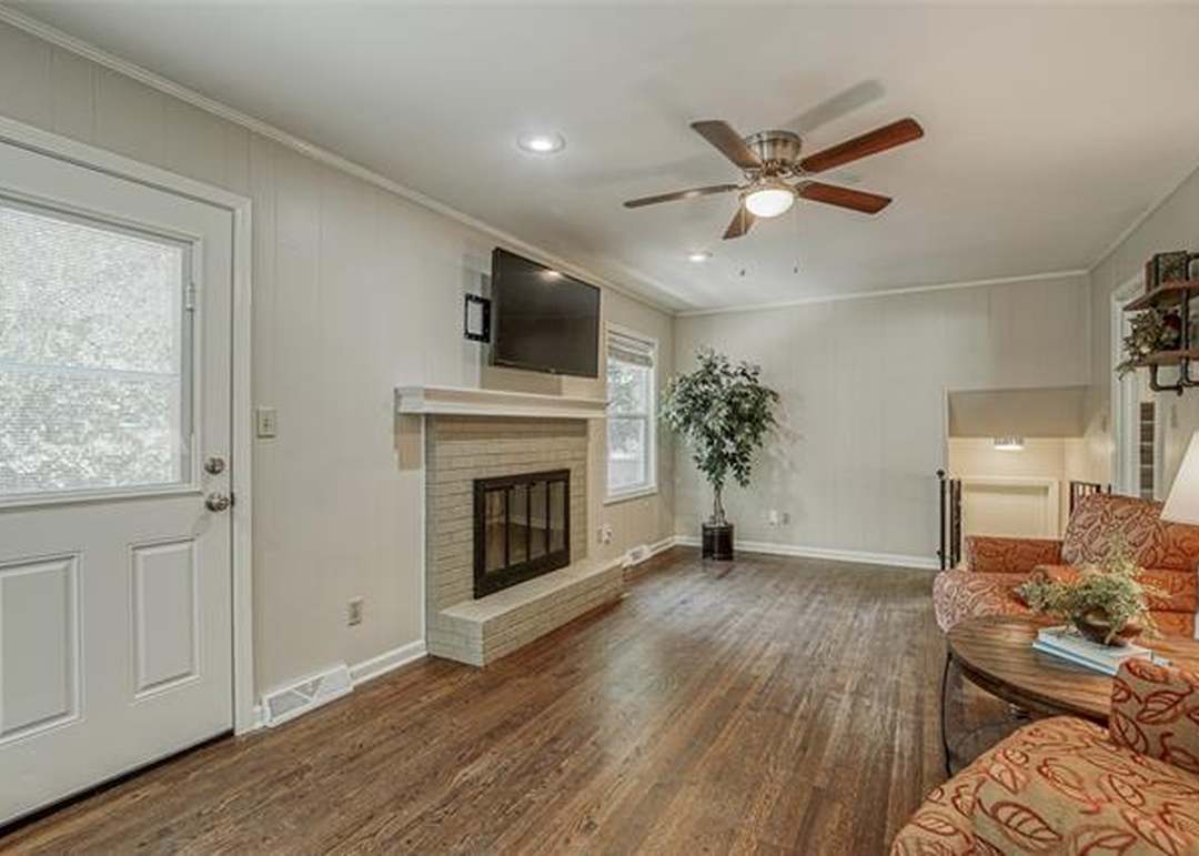9301 Lowell Avenue — photo 24