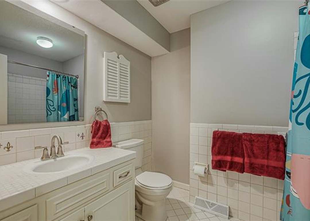 9301 Lowell Avenue — photo 28