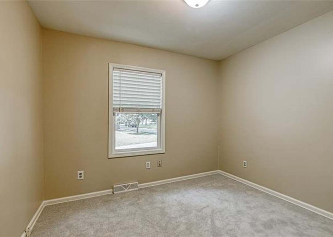 9301 Lowell Avenue — photo 29
