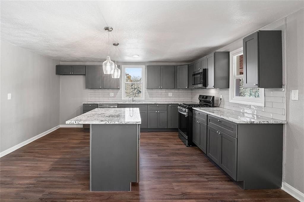 9301 W 49th Terrace — photo 15