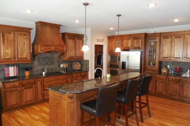9315 W 157th Terrace — photo 3