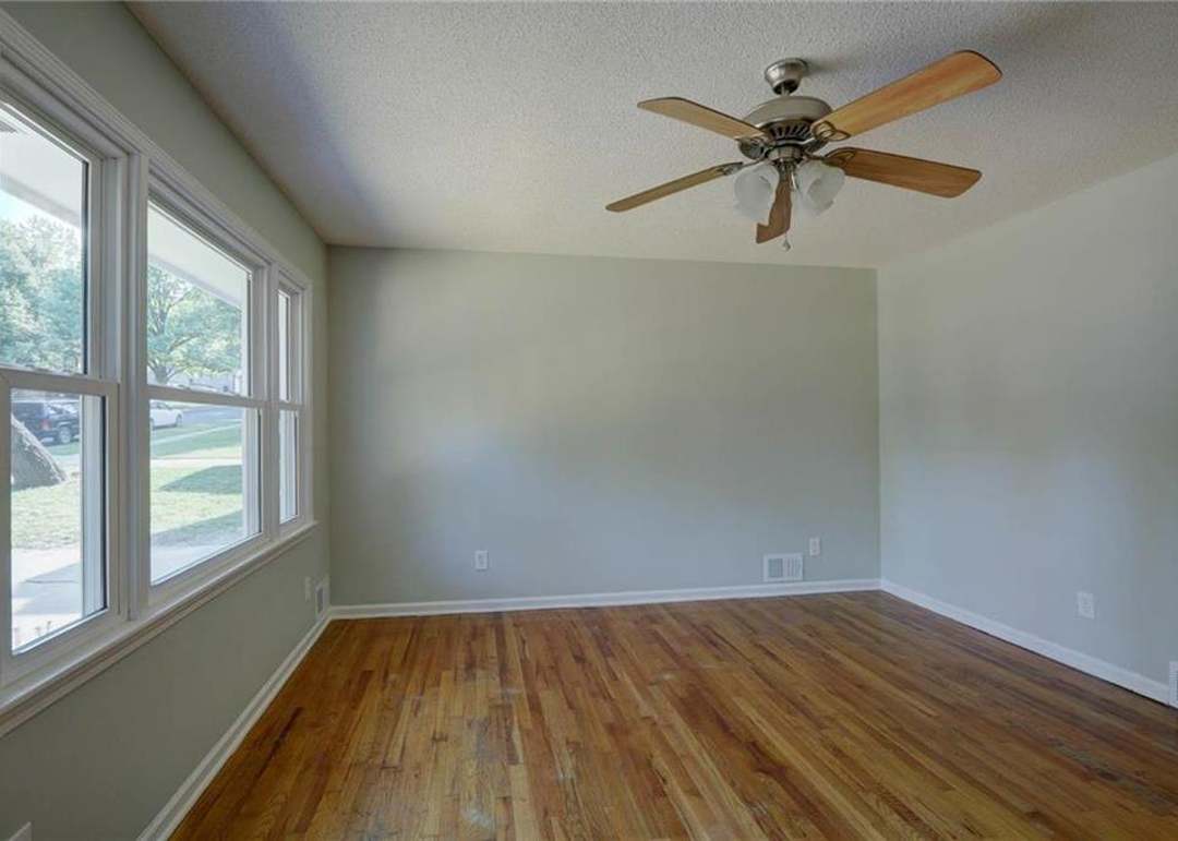 9330 E 85th Street — photo 10