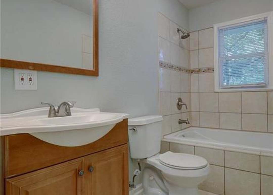 9330 E 85th Street — photo 12