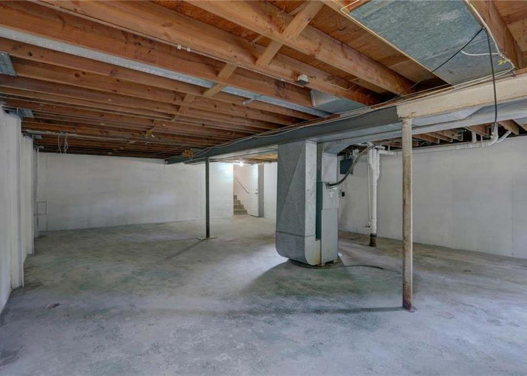 9330 E 85th Street — photo 16