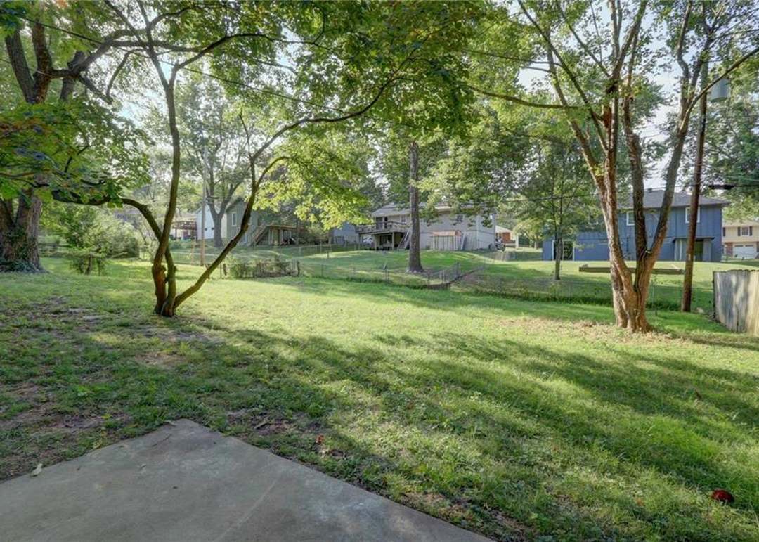 9330 E 85th Street — photo 20