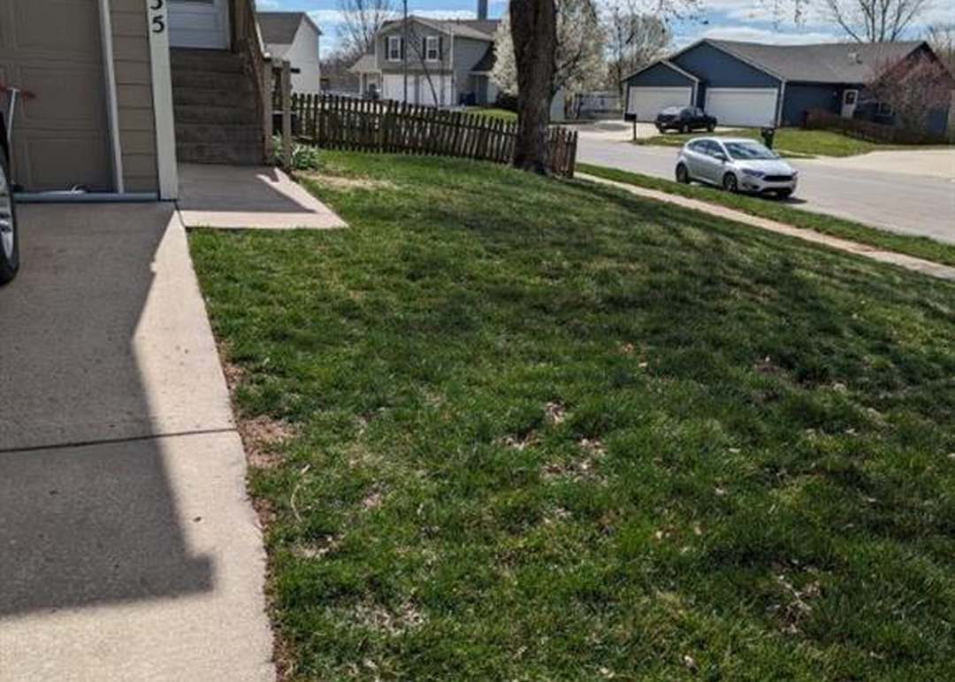 935 Goldfinch Lane — photo 29