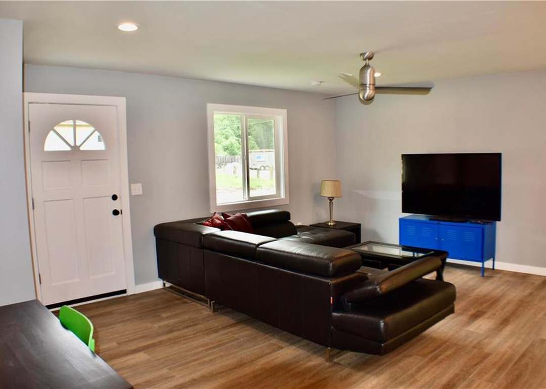 9401 Walnut Street — photo 9