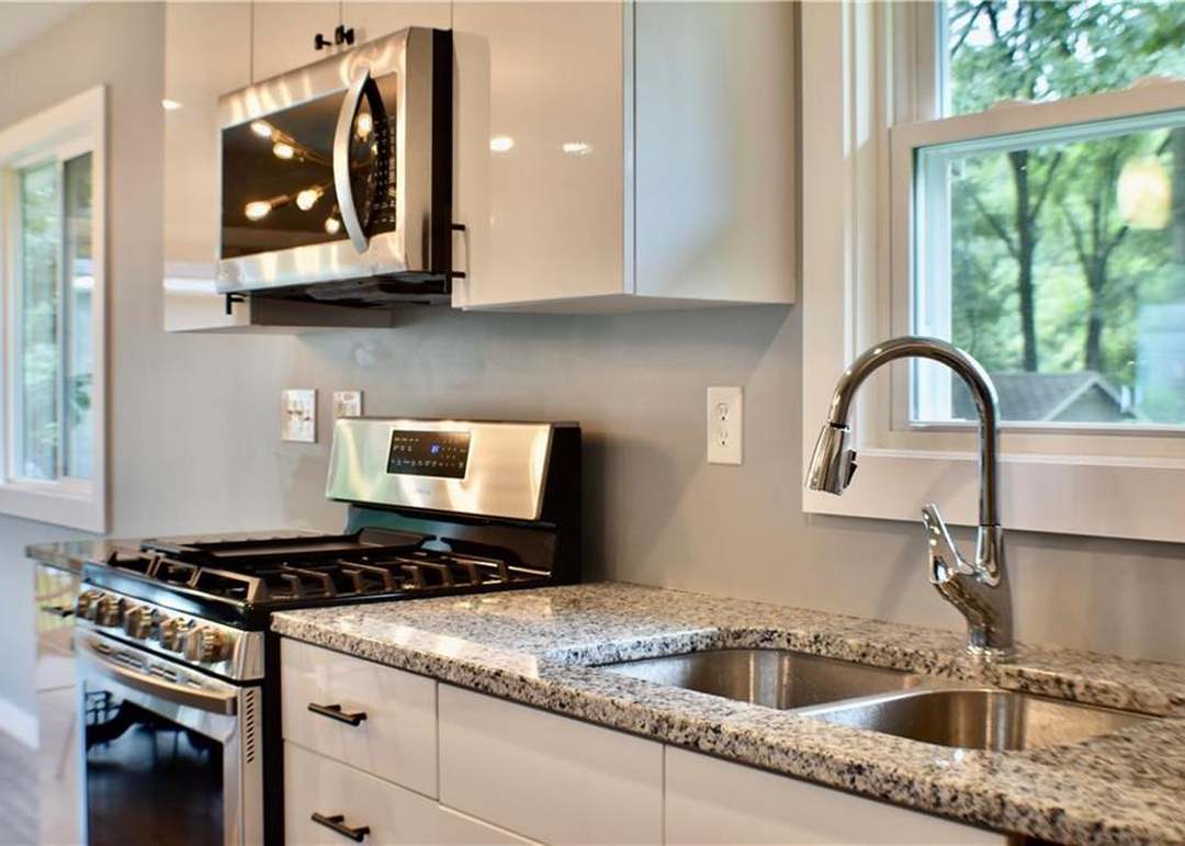 9401 Walnut Street — photo 13