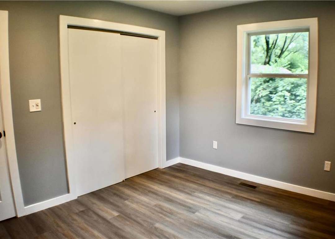 9401 Walnut Street — photo 18
